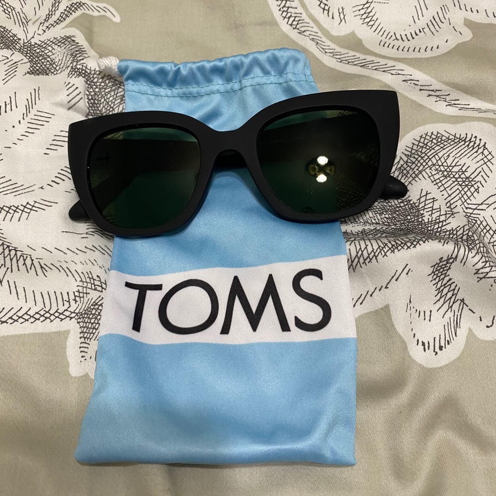 Sun glasses